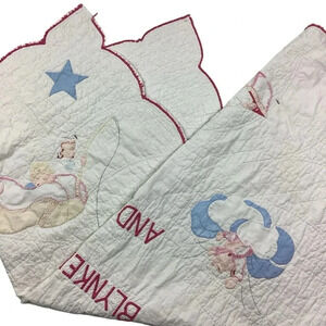 Vintage 1940s hand stitched baby blanket 45 x 60